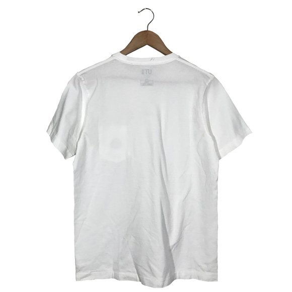 Deadstock KAWS x Sesame Street x Uniqlo elmo shirt - Picture 2 of 3